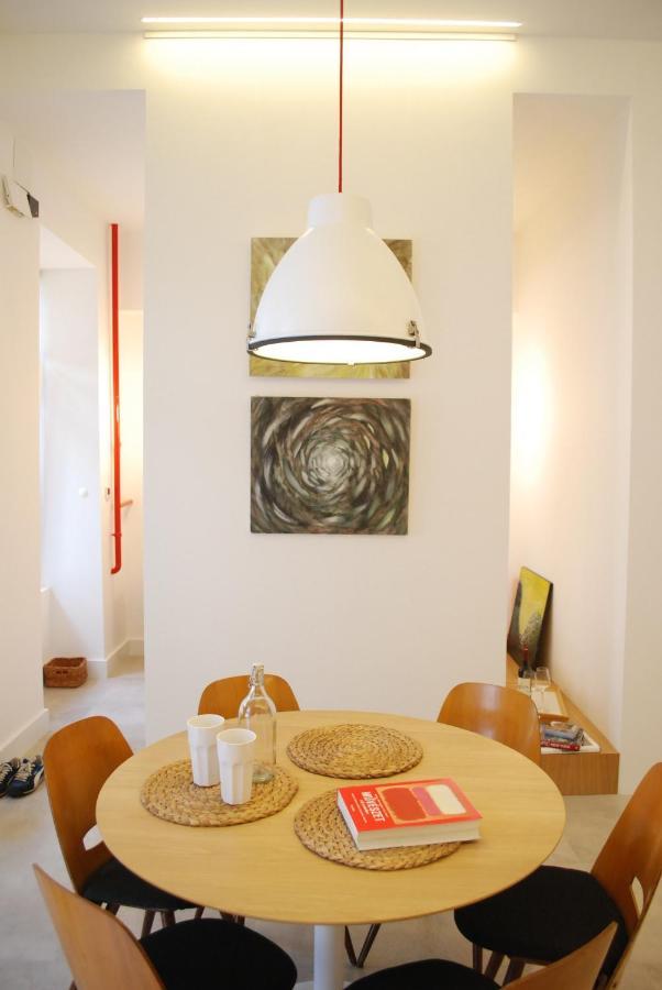 Stylish Studios Apartment In The City Center With Air Conditioning Budapeşte Dış mekan fotoğraf